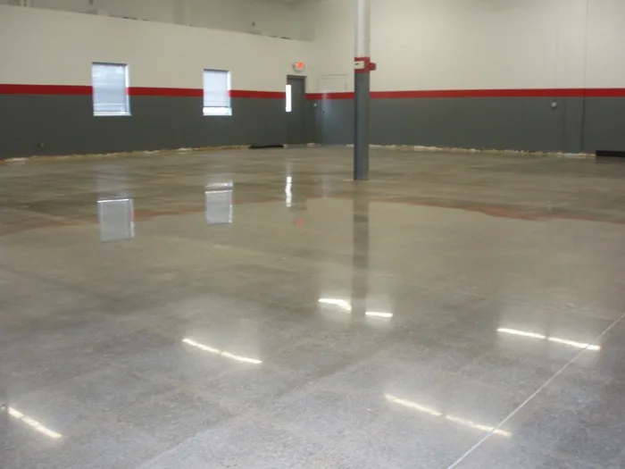 Realisatie: Magazijn betonvloer renovatie